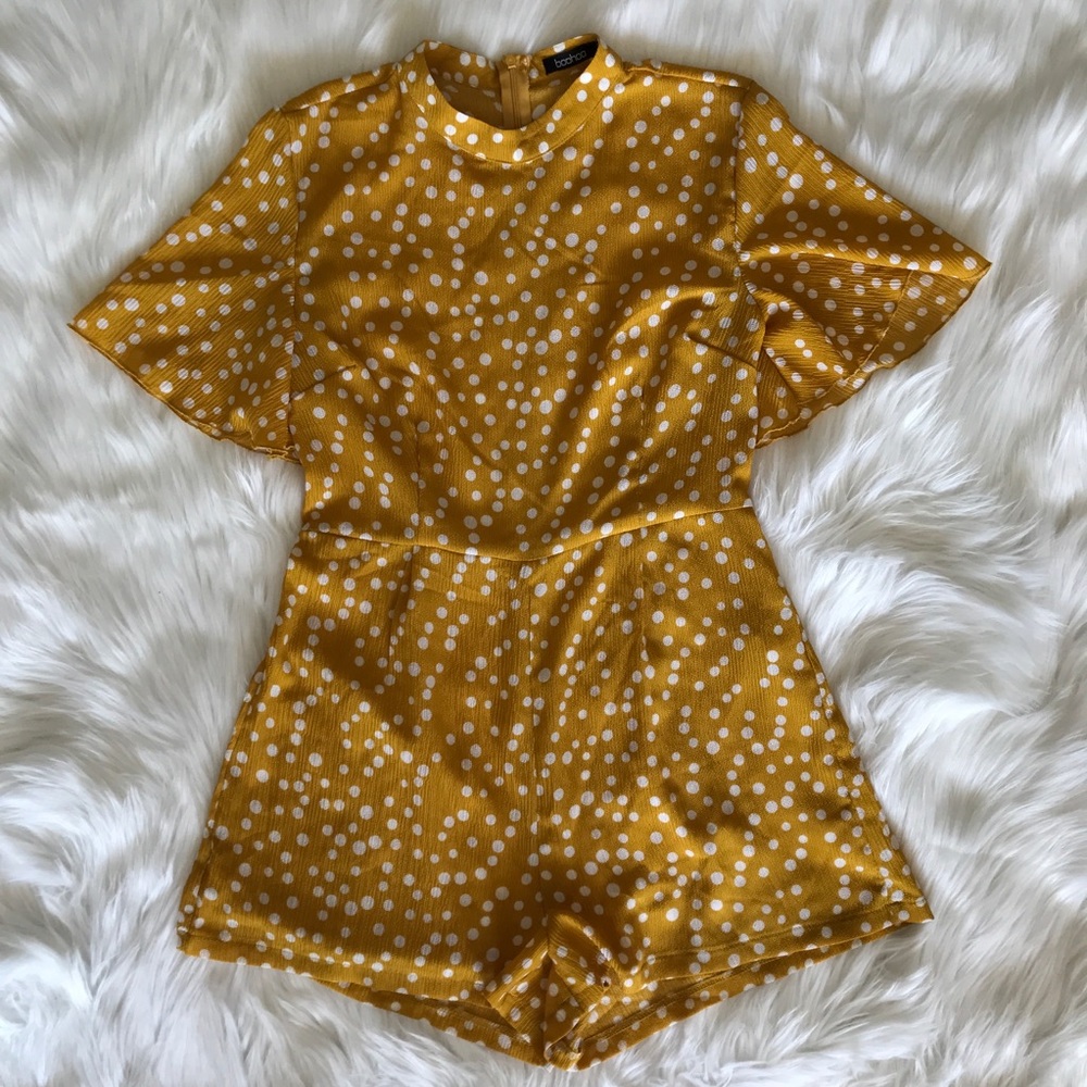 Boohoo Yellow Polka Dot Romper size 4